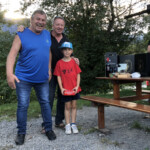 Trophée 2019: les new T-Rex avec notre plus jeune participant et son grand-papa